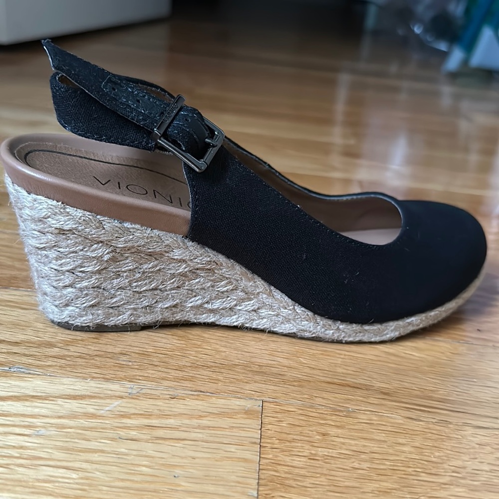 Vionic Women’s Shoes Black Coralina Espadrille Wedge Slingback Sandal Size 5